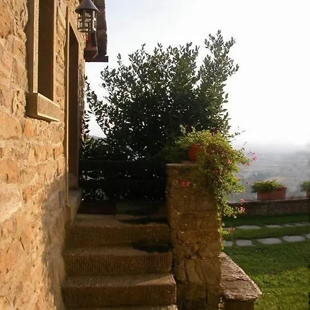 Apartment Ferienwohnung Fuer 4 Personen Ca 120 M In Cortona, Toskana Provinz Arezzo Cortona