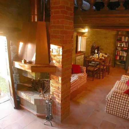 Ferienwohnung Fuer 4 Personen Ca 120 M In Cortona, Toskana Provinz Arezzo * Cortona
